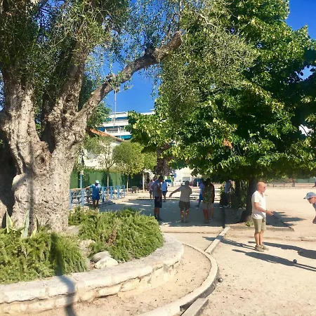 Apartman 2 Pieces A 50 M De La