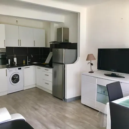 2 Pieces A 50 M De La Apartman Cros-de-Cagnes