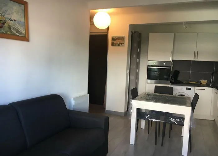 2 Pieces A 50 M De La * كروس دي كاين
